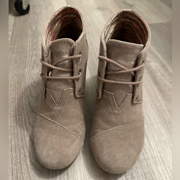 TOMs lace-up wedges, size 6 - Picture 1 of 3
